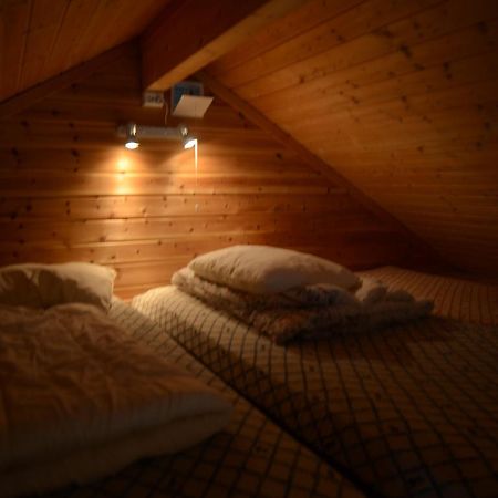 Garvikstrondi Camping เซลยูร์ด ห้อง รูปภาพ