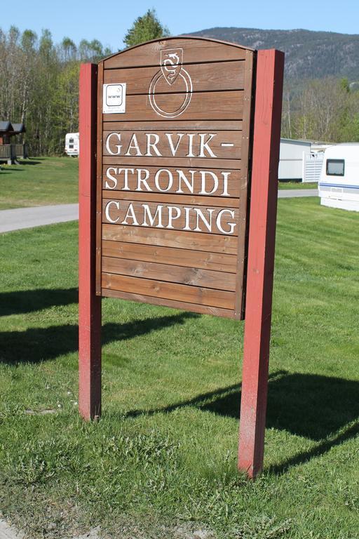 Garvikstrondi Camping เซลยูร์ด ภายนอก รูปภาพ